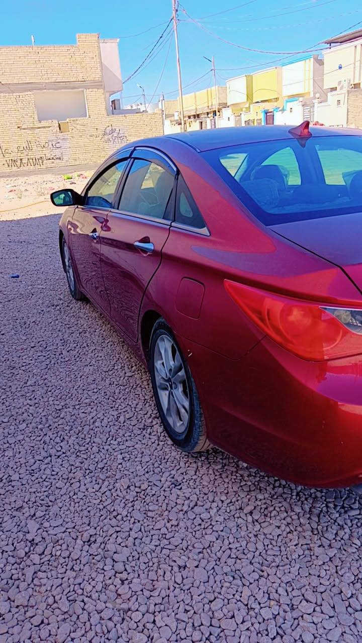 السلام عليكم سوناتا للبيع مديل 2011 وارد أمريكي فول موصفات واحد على واحد بسمي رقم دولي نجف السياره كلين السعر خابرني السعر ١٠٠ ربيه مَجال تلفوني ***********
