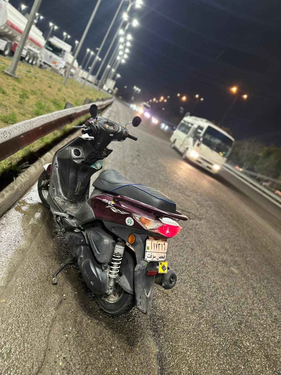 سلام عليكم دراجه جيتي ار حديث موديل 2017
مكينه بلاديه لا تبخير وتنقيص اشاير شغال كيج سرعه شغال كفرات بلادي ختم واحد طسه ناعمه عنوان الشعب شارع الصحه سعر 1300وبيه مجال شي قليل 
كشن رياضي ***********
