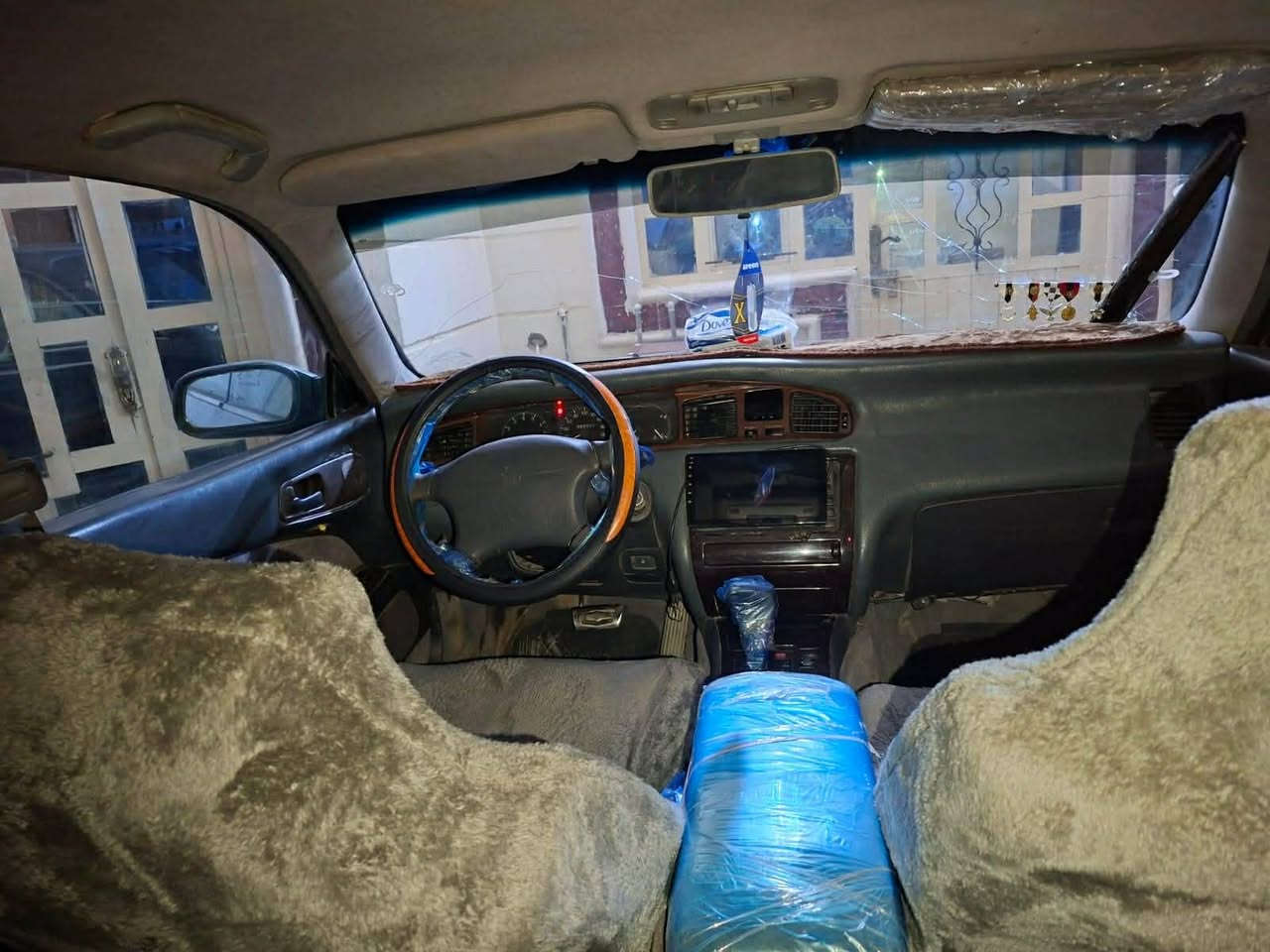 سلام عليكم ماجستة ٩٢  ✋ محرك ٢٥٠٠كير محرك شرط تخم تاير صدر جديد كهربائيات كلها شغالة منضومة تبريد جديدة بس غاز  مصبوغة جمالية بدون حادث باتري جديد تحويل ثاني يوم السعر ٤٥ وبيها مجال مراوس حسب القناعة مكان تكريت ***********
