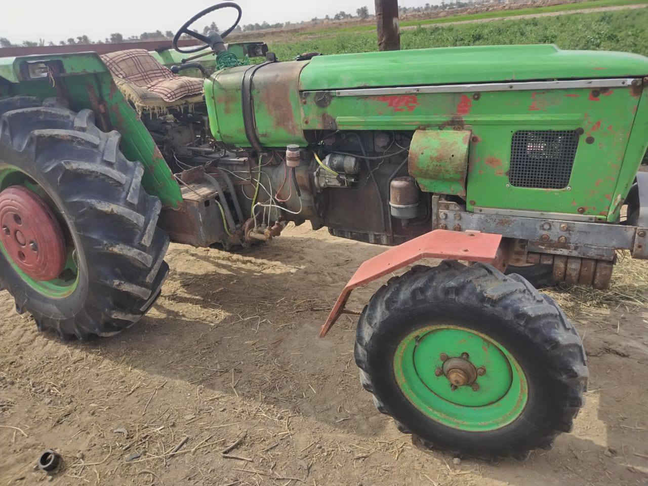 مكينه عنتر ندأ محسن  للبيع موديل 93رقم كتاي شركه مكاني ناصريه شطره ***********
