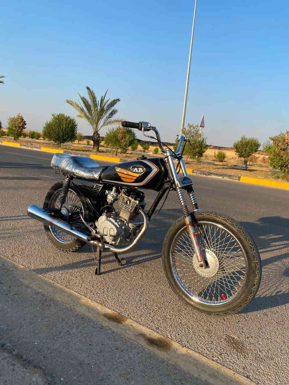 سلام عليكم ماطور خمس تسعات ماطور مثل ما موضح بالصورة ماطور يدخن 2018الرقم ***********
