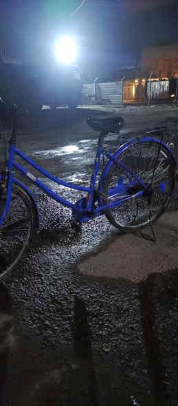 السلام عليكم بايسكل للبيع حجم 26 شركه معروفه كلوف نضافه فول تجي تشوف بعينك موديل 18 لون حبري مكاني بغداد البلديات  ***********
