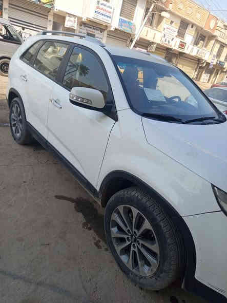 سلام عليكم 
من رخصة الادمن المحترم
سورنتو خليجي موديل ٢٠١٤ فول ما عدا التنته  ماشية ١٩٢٠٠٠ سياره مكفول محرك وكير السياره بيها طخات بدون صبغ وبيها اثر حالوب السعر ١٨٠ ورقة وبيها مجال بسيط رقمها بغداد محرك ٣٥٠٠
الشراي يتصل على الرقم ***********
