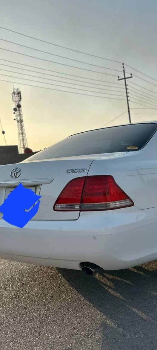 سلام عليكم شاهيه ادوات كصتين دكمتين داخل بيجي شاصي 82 مكينه وكير وتبريد وحداده وتخم تاير شرط باتري جديد جاهزه
العنوان بصره قضاء المدينه 
الاتصال ***********
السعر ٣٥
