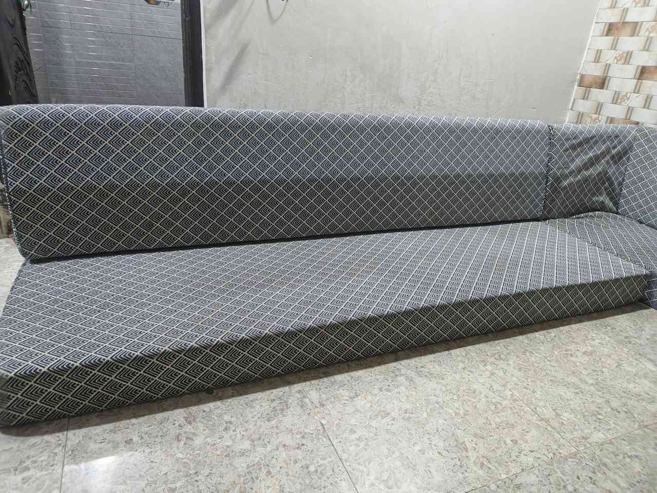 ديوان خليجي اسفنج بلوك القماش توب شرط النضافه العدد12نفر السعر300وبي مجال للعنوان ناصريه


**إذا كنت صاحب هذا الإعلان وتريد حذفه لأي سبب، رجاءا أرسل رسالة إلى الدعم الفني**