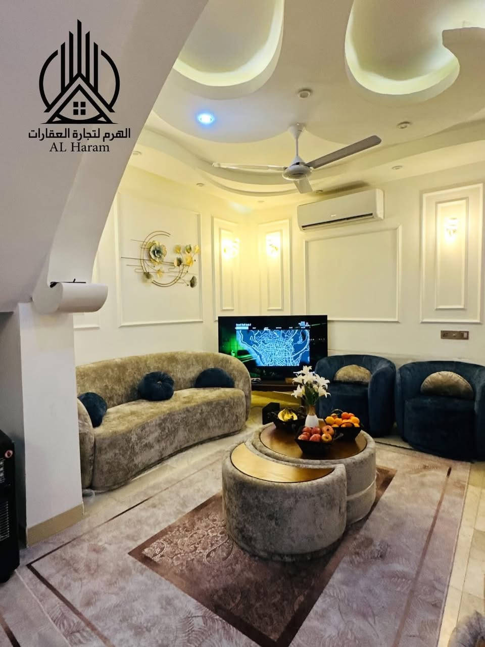 #الانتفاضة_الاولى 📍
دار 200 متر طابق ونص للبيع

الطابق الاول : غرفتين نوم - صالة - استقبال - حديقة - كراج سياره - مطبخ - صحيات - منور

الطابق الثاني : غرفة نوم - صحيات

الارضيات مرمر

السقوف ديكورات جبسن بورد

الوجه حجر ومرمر

السعر مناسب ✔️

للأستفسار 

سجاد مؤيد

***********
***********

عنوان المكتب : سيف سعد - مقابل جامع محمد الجواد - على الشارع العام مباشرةً 📍
