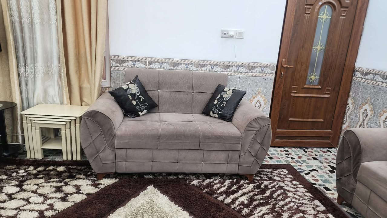 طخم تركي مكون من 5 قطع نظيف 
165 الف 
مكان الفلاح الثانيه


**إذا كنت صاحب هذا الإعلان وتريد حذفه لأي سبب، رجاءا أرسل رسالة إلى الدعم الفني**