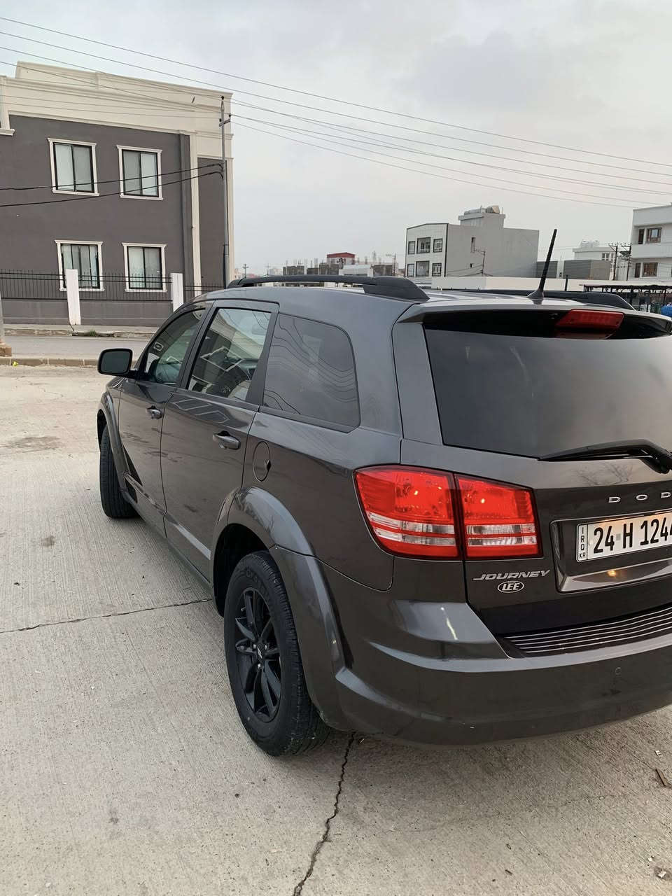 دوج جورني موديل ٢٠٢٠سياره بوند فقد صبغ بدون دواخل ثلاثه مقعد ٠٠مكينه اربعه بستن كير محرك بشرط ٠٠رقم سنويه جديد شرط تحويل ٠٠السعر ١٤٢مجال للطيبين ***********
