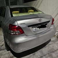 تۆیۆتا یارس مۆدێل 2013 گێڕ ئۆتۆماتیک  دەبڵ گێچ مەکینە بچوک تاقم پێش تا...