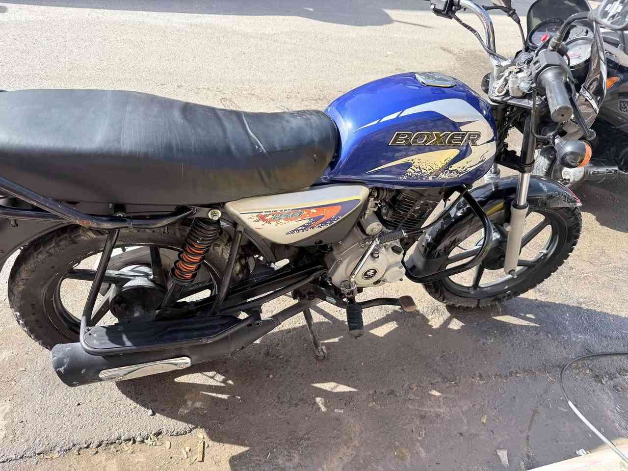 سلام عليكم دراجه بوكسر ٢٠٢٠ اوراق موجوده 
الدراجه خير من الله 
سعرهه ٨٠٠
بكاني بغداد الزعفرانيه 
٠***********
