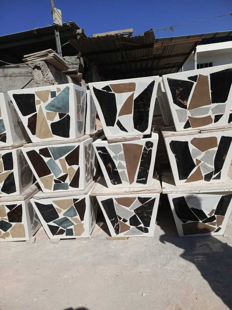 معمل كاشي اوتماتيك بغداد المرمر البايات الكرانيت البورسلين يوجد توصيل جميع المحافظات  السنا الوحيدين الكننا الفضل ***********تصال أو ستاب ❤️❤️
