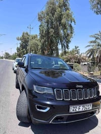 جيب كراند شيروكي 20 خليجي  وكالة ليث العبيدي  فول مواصفات لميتد معروفه...