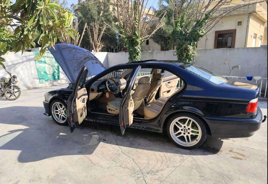 بیئێم مۆدێل ٩٨ی قەپات مواسەفات لۆک نمونە مەکینەو گێڕی بەشەتر ٢٨ی تاک دیجیتاڵ کوشن جڵدکارەبایو ھیتر ناوزەرد مەرغوب سڵاید شوشە تایەوویلی لۆک ئێم ڕەشی قەترانە تەبریدساردوگەرم بێ ددعمولێدراو بێ ڕزیوی ماشااللەی ئەوێت ماڵی دۆست موشتەری نیت سەرمان مەئێشێنە لەگەڵ ڕێزم ژمارەی موبایل ***********سێعر ٨٠ حلبجة, السليمانية
