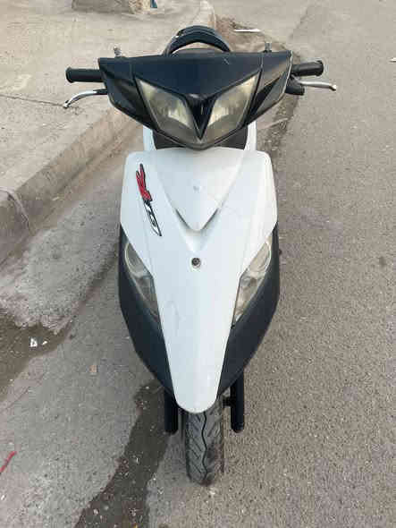 سلام عليكم
؛ دراجع  ثعلب  للبيع دراجه نضيفه وما ماشيه هواي ومابيها بغري نقص ولا مفتوح المحرك   
يعني مال جنايه تجي وشوف بعينك يله تاخذ 

عنواني بغداد حي العامل  السعر 550 وبيها مجال 
التفاصيل اكثر تصل؛    ***********
