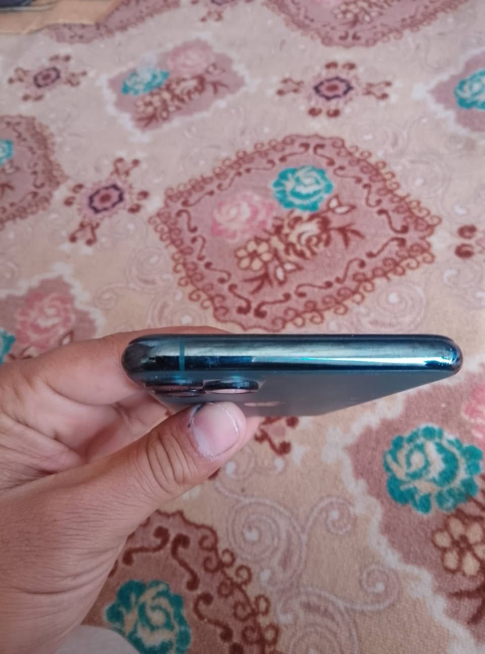 ايفون 11برو ماكس السعر 325
اذاكره 256
فيس ايدي شغال 
مبدل شاشه تفصيخ أصلي 
بطاريه 95
 ***********
