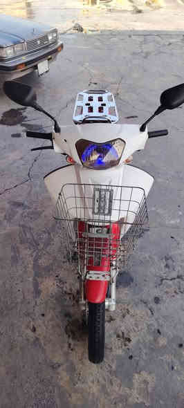 سرفيز للبيع او المراوس
موديل 2013 نظيف كلش ومكينه كلش ناعمة
وكشر كلش حلو
السعر 650 وبي مجال
***********
