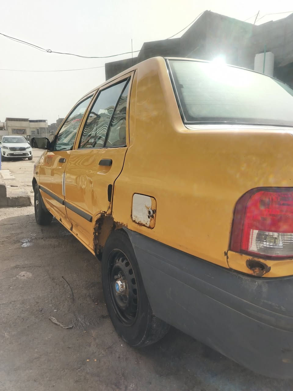 سلام عليكم سايبه مديل 2017 رقم بصره سنويه منتهيه بل 2022 تحويل شوكت ميعجيبك 
مكينه وكير وحداديه خير من الله تخم تأير خير من الله سياره مكفوله من صبق وتبديل بيهه طخات بصيطه 
سياره 23 $وبيهه مجال
مكان بصره حي بغداد شارع المكاتب
رقم الهاتف *********** شراي يتصل ما متواجت عل انت
