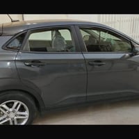 كونا موديل 2021 محرك ٢٠٠٠ دوش ماشيه ٤٧  ضربته جاملغ عكس السايق  والسون...