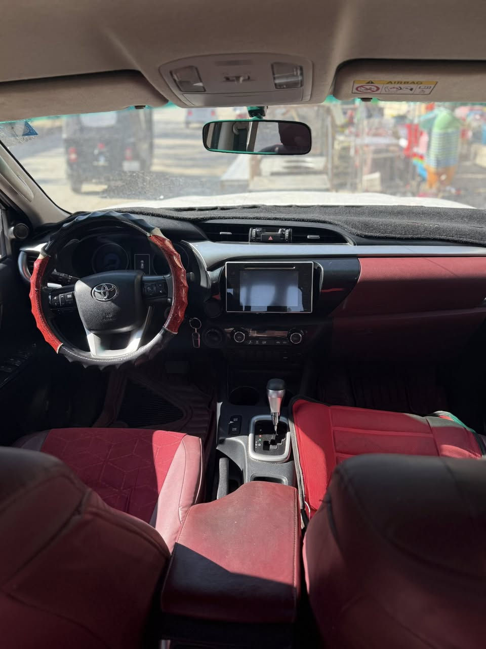 السلام عليكم بيكم هايلوكس دبل قماره تحكمات ستيرن شاشه كبيره بلادي فور ويل كفاله عام عدا بارده خفيف بالبنيد غير متواجد عل فيس اتصال على هاذه الرقم ***********
***********
