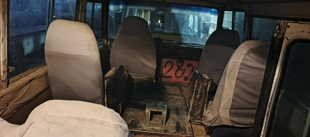 السلام عليكم كوستر 82 للبيع او مراوس سعر 3 مليون وبيها مجال راعيها موجود تحويل أو وكاله باقي التفاصيل الاتصال ع الرقم *********** أو واتساب الخاص هم مفتوح
