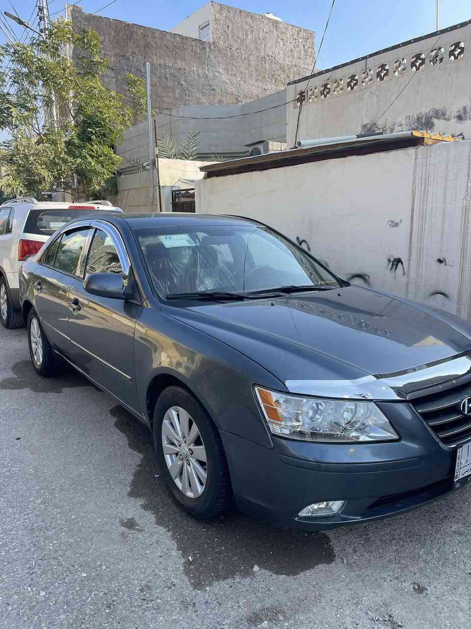 السلام عليكم سوناتا 2009 وارد امريكي ضرر يم قبق البانزين بدون دواخل مصبوغه اثر جراد ليبل واحد كلهه السياره مكينه 2400 لاصرف ولا بخار رقم ديالى سنويه ٢٦ تخم تاير تبريد ثلج صدر امامي خلفي جديد ويل كب  شاشه تاب كامره السعر 98 وبيهه مجال بصيط مكان السياره ديالى بعقوبه الاستفسار ***********
