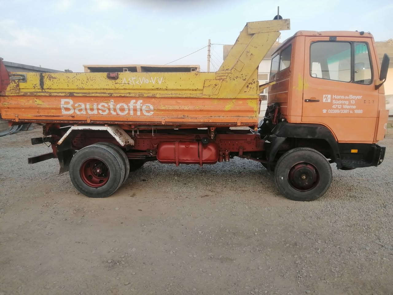 سياره البه مارسدس موديل ٩٤ سنويه لحد ٢٨ محرك ٦ سلندر بي صرف طالب 95 بيه مجال ***********
