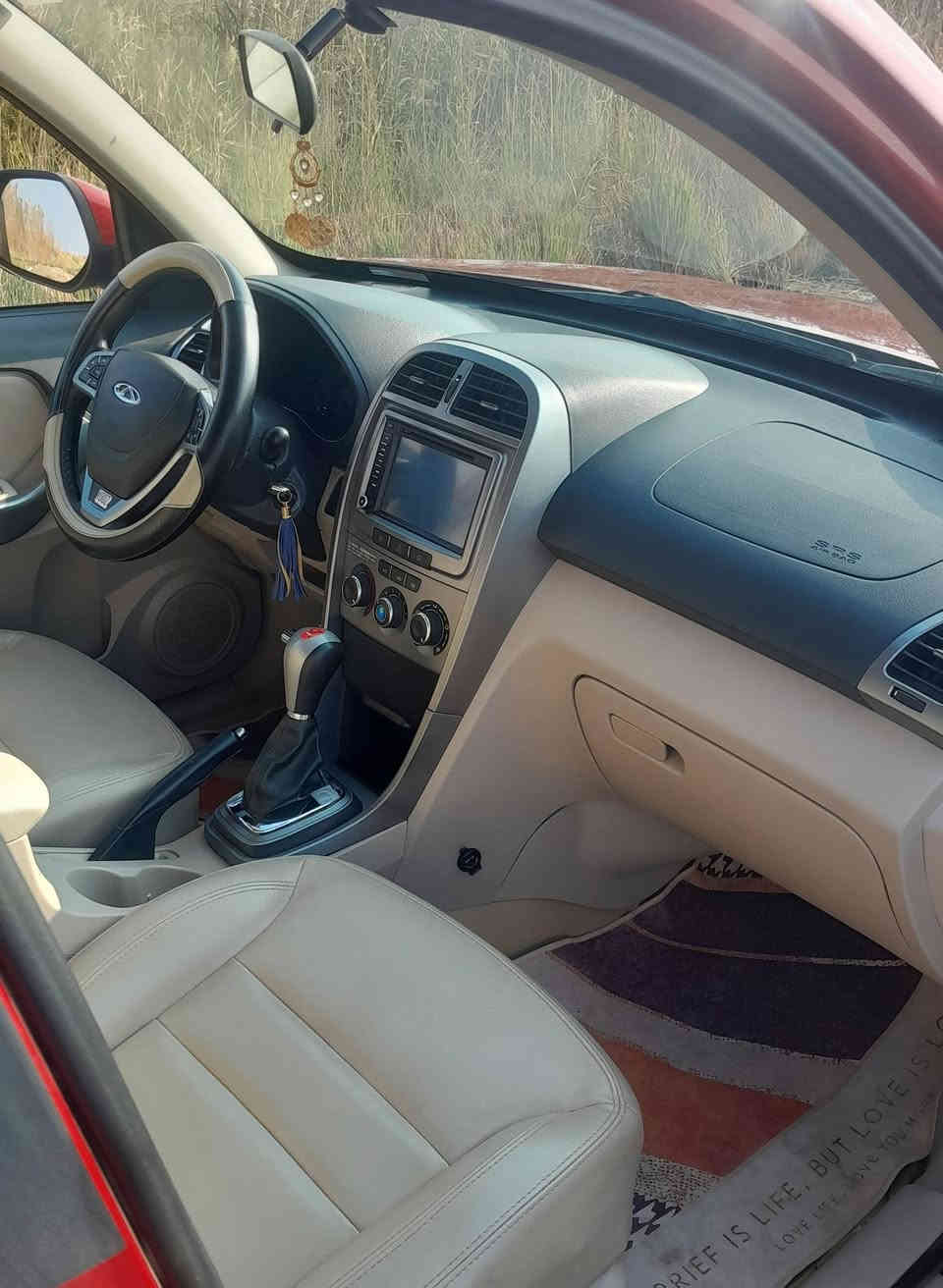 سياره تيكو 3 للبيع موديل 2018 محجوزه استقطاع ماستر مباشر رقم بغداد دولي جديد مكفوله كفاله عامه ماشيه 50 الف تاخد وكاله ام الباركود ثاني يوم السعر 100 وبيها مجال بسيط جدا للشراي العنوان واسط للاستفسار ولاتصال على الرقم ***********
