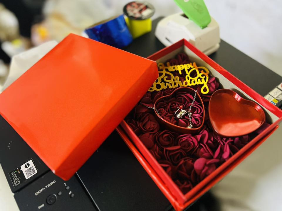 نموذج ورد هدايا 🎁 اليريد مراسلتنا على الرقم الواتساب فقط           يوجد توصيل 🚚 فقط في النصر وتدللون


**إذا كنت صاحب هذا الإعلان وتريد حذفه لأي سبب، رجاءا أرسل رسالة إلى الدعم الفني**