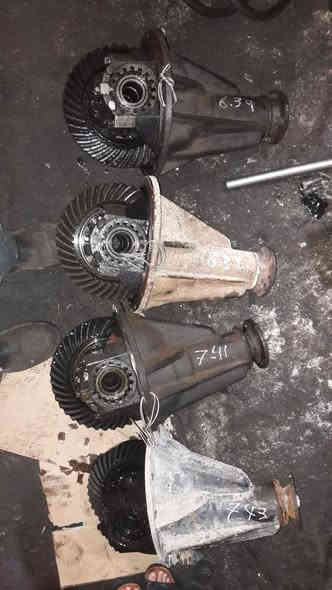 سلام عليكم تم وصول اكسلات كوستر نيسان موديل 2002 مستعمل وارد الامارات عند محلات عامر النجفي العنوان بغداد شارع شيخ عمر خلف معمل خياطه العسكري قرب معمل صالنصات النجوم اي احد يحب يخابر اني بل خدمه سعر اكسل 450 الف فقط بيع بدون عمل خابر لاتتردد *********** 
*********** واتساب
