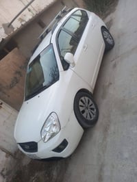 كارينز • ٢٠٠٩ • ٢٤٠٠