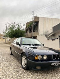 بي إم دبليو ٥٢٠ • ١٩٨٩ • شمشمل