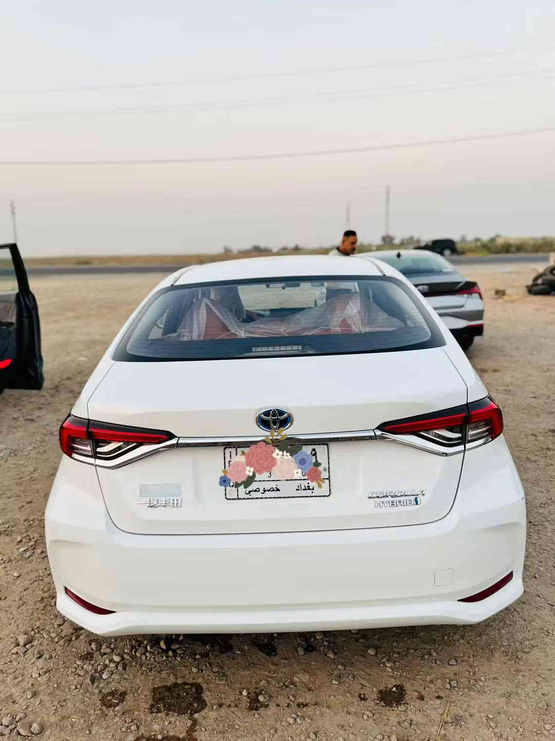 للبيع كورولا هايبرد خليجي 2024 استقطاع مباشر  مل مصراف فول مواصفات واحد على واحد رقم بغداد صاحب نسان معلم ولد شاب خوش والد يسكن الشعب كفل عام  سياره جديده وحلوه بمعنى الكلام السعر 127وبيه مجال النتصل عتذر عن المراسل  *********** ///***********//
