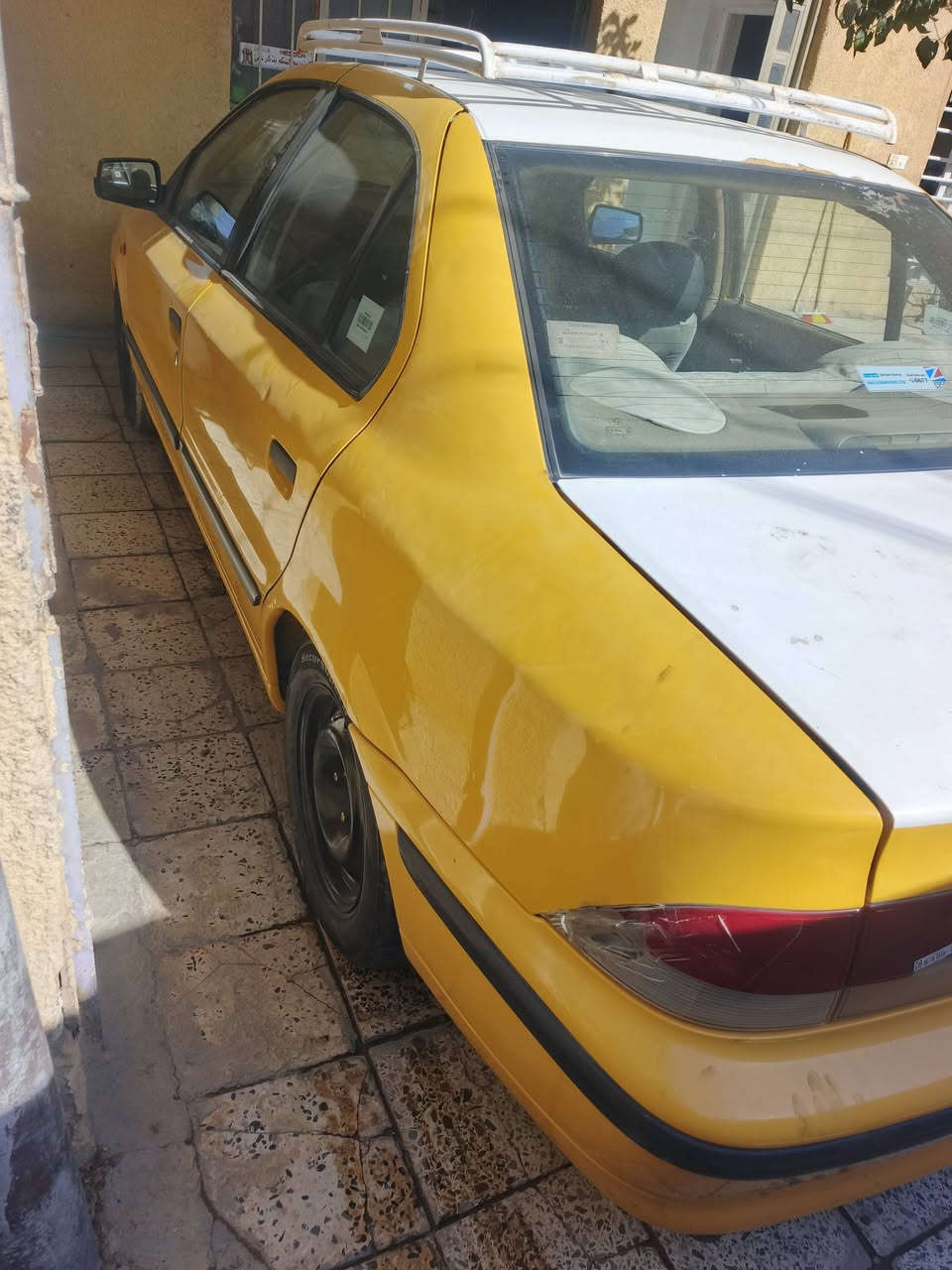 سلام عليكم سمند موديل 11 مكينه كير صدر خير من الله لا ضربه ولا صبغ كهربائيات كلهه شغاله سنتر شغال 
الناطق شغال تبريدهه شغال بس بي الكتف عاطل 
السعر ٣٣ وبيهه مجال للشراي المكان بغداد البياع 
***********
