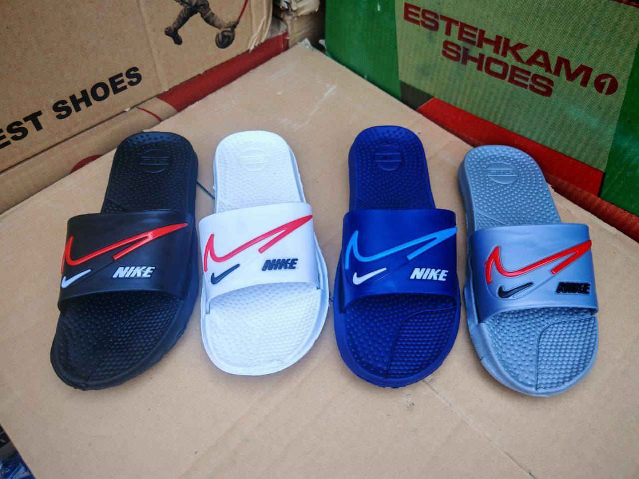 سبـورت رجالي ايراني الاصلي 
سعر الكارتون الرجالي 24 الف 
سعر الكارتون الشبابي 23 الف 
سعر الكارتون الولادي 22 الف 
تعبئة الكارتون 24 قطعه   
📲 قناتنا الرسمية على التليگرام:
https://t.me/lady_shose
✅ تابع قناة آلَشّـمِــــــسً لَلَجَ ـمِـلَهِ على واتساب:
https://whatsapp.com/channel/0029VaxGBzjEKyZ8HyWSgC03
📞 واتساب الحجز والتواصل:
***********
