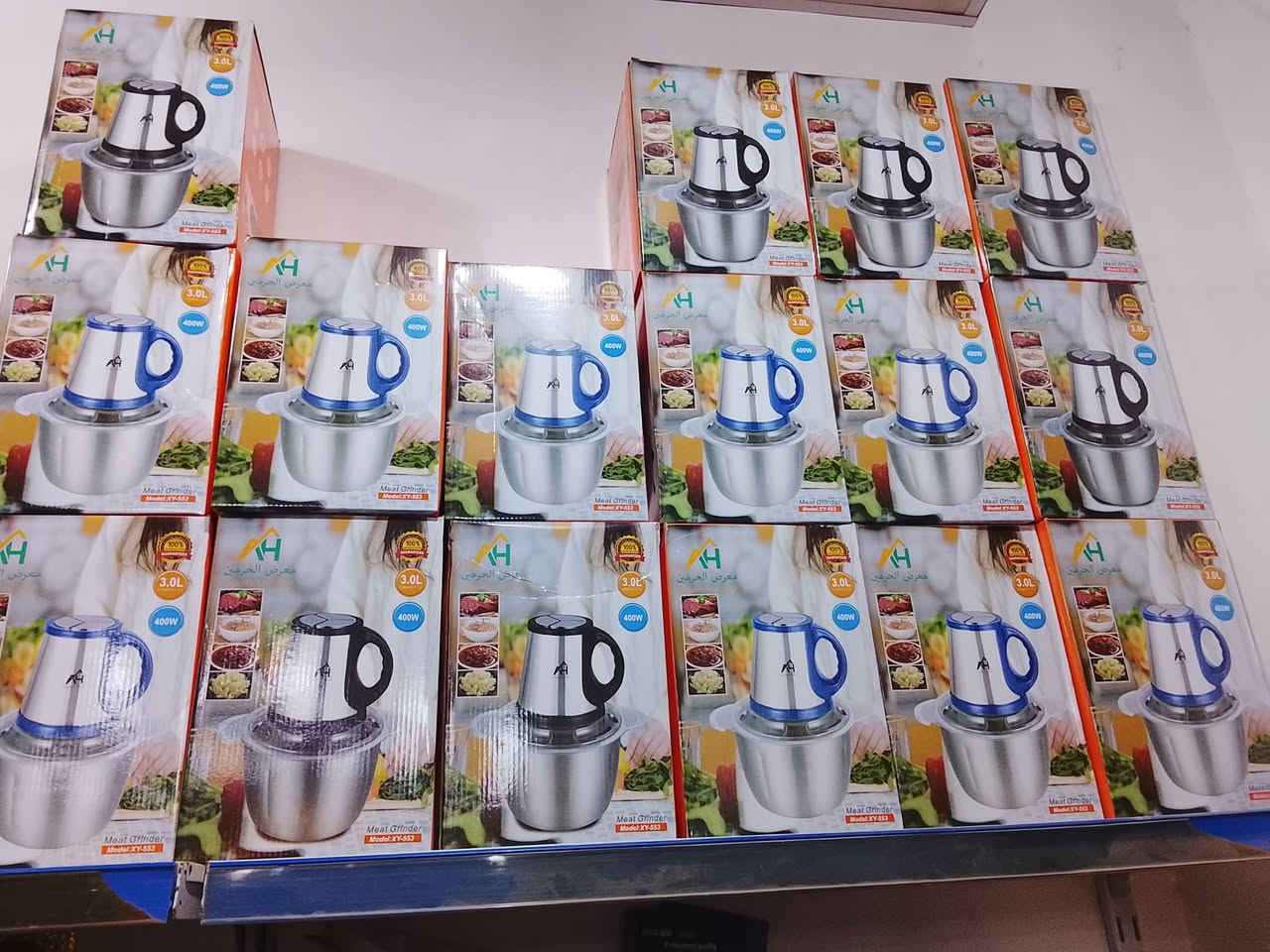 سلام عليكم.  عرض خاص. محظرة طعام 3لتر 3سرعة السعر بلاش اقل من سعر الجملة فقط 10000 عشرة الف بلاش لحد قبل نفاذ الكمية عنوان تولفرش قريبا من مدرسة جرير مقابل مفروشات الامين للاستفسار الاتصال على الرقم ***********
