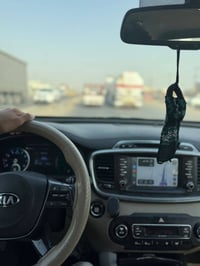 سورنتو • ٢٠١٨ • رقم واسط