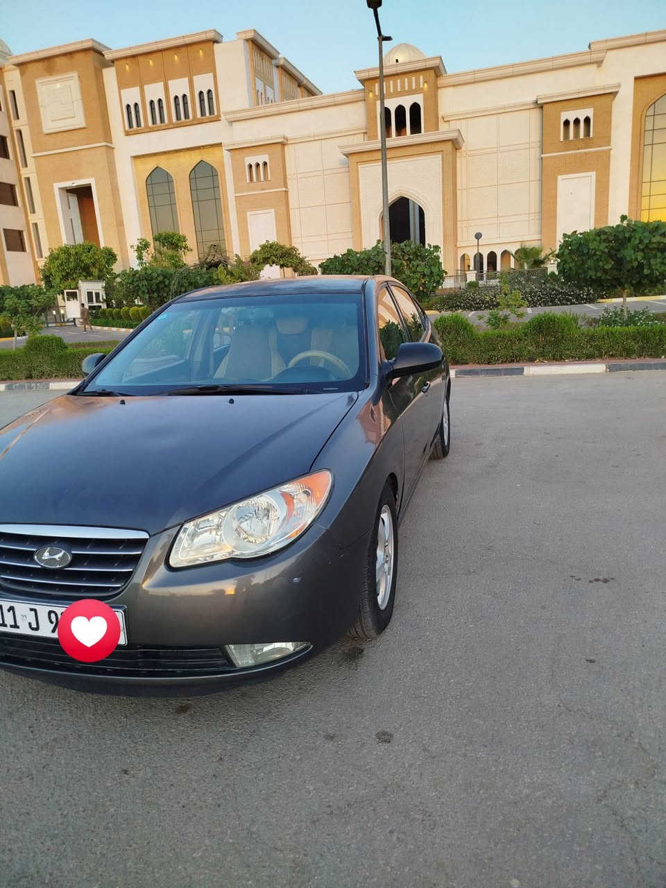 سلام عليكم 
انتره مقدسه موديل 8 امريكي محرك ألفين ضربتها باب سائق ومبدله ومصبوغه الباب سعرها 88 بيها مجال بسيط  مكاني كربلاء يم جامعه زهراء 
***********
