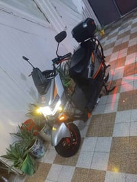 دراجة شحن • ٦ بطاريات • مستخدم شهرين