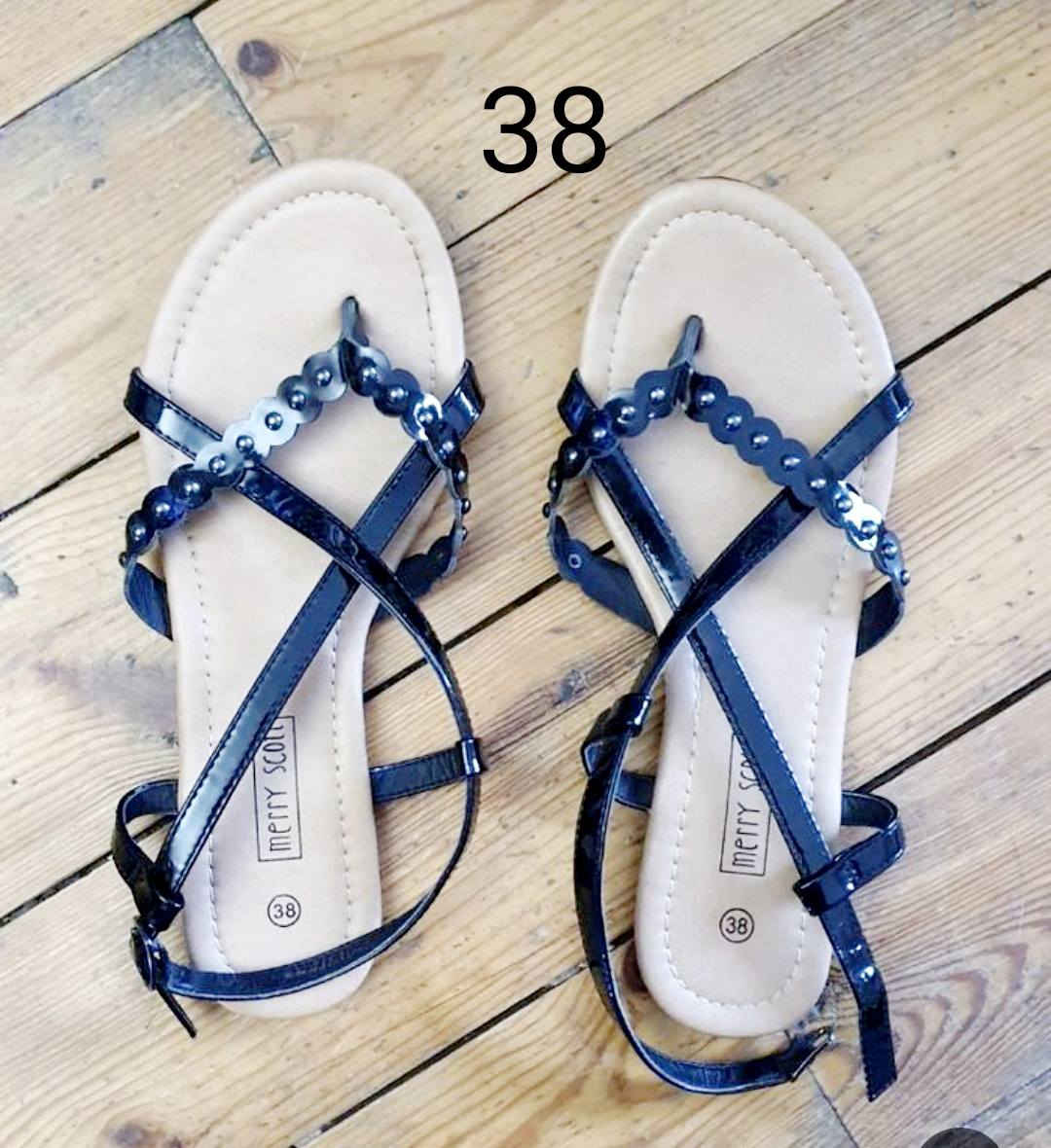 تخفيضات العيد قطعه ب٧ 
كل ٥ قطع ب٢٥ 
توصيل سريع داخل بغدادمحافظات


**إذا كنت صاحب هذا الإعلان وتريد حذفه لأي سبب، رجاءا أرسل رسالة إلى الدعم الفني**