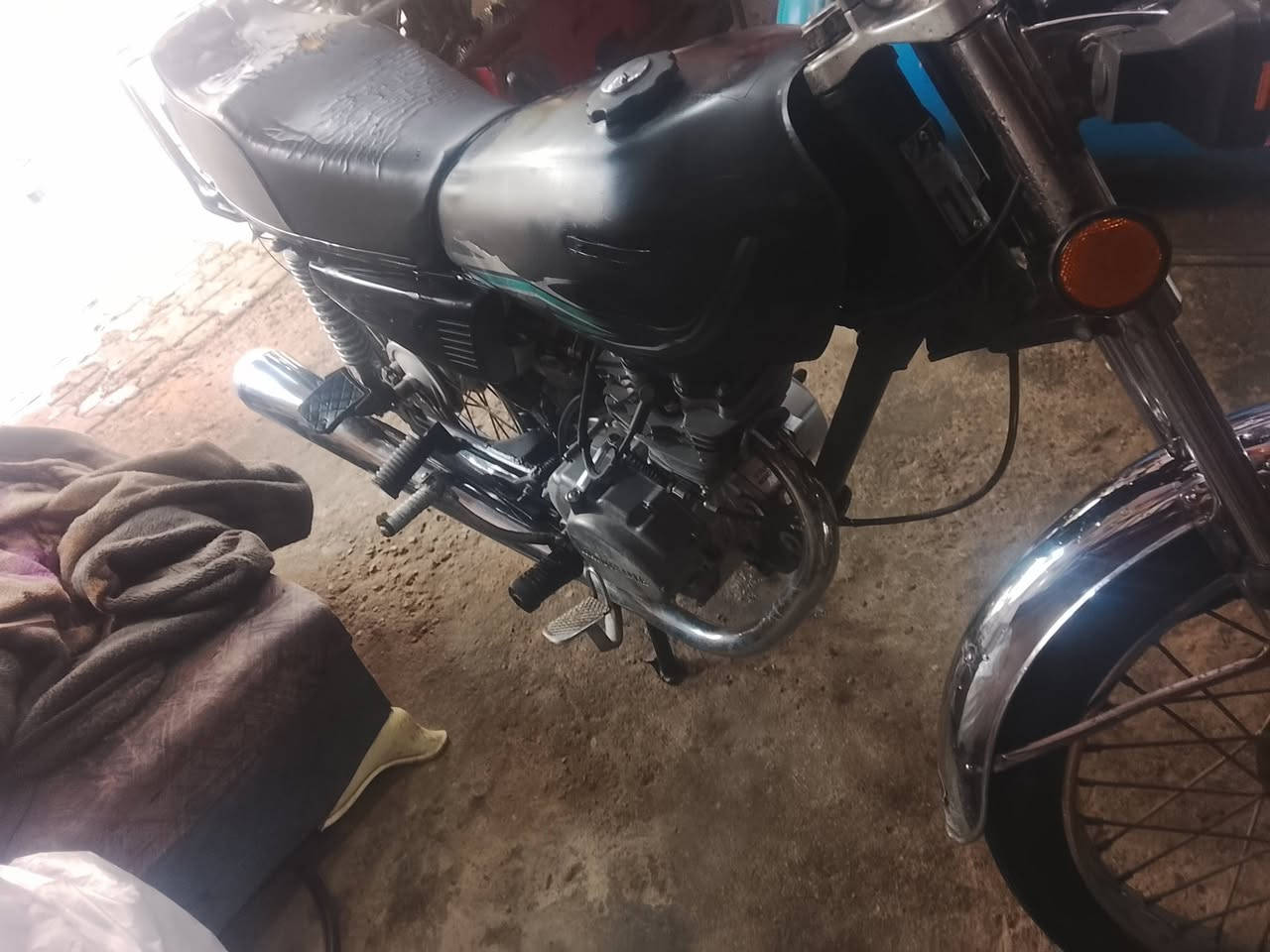 السلام عليكم اربع قير كلك للبيع سعر 350 وبيها مجال شيء قليل مكاني نجف حي العسكري ***********
