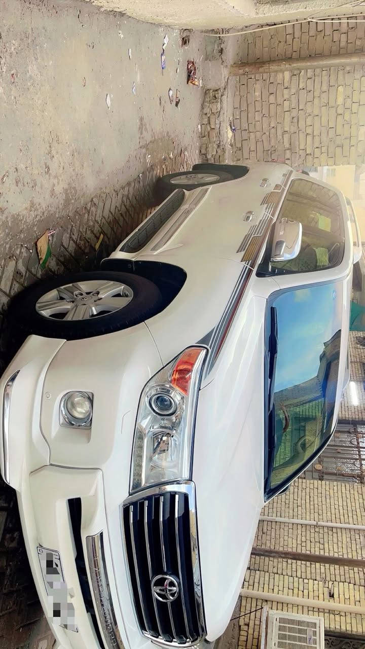 لاندكروز 2014 رقم بغداد نكليزي
4 رقام بسمي جاهزه من كولشي 
سونار موجود بصور مكان السياره 
بغداد للستفسار ***********
السعر 330 وبيه مجال شي قليل 
اخوان مكلف بنشر اتصل عل رقم
