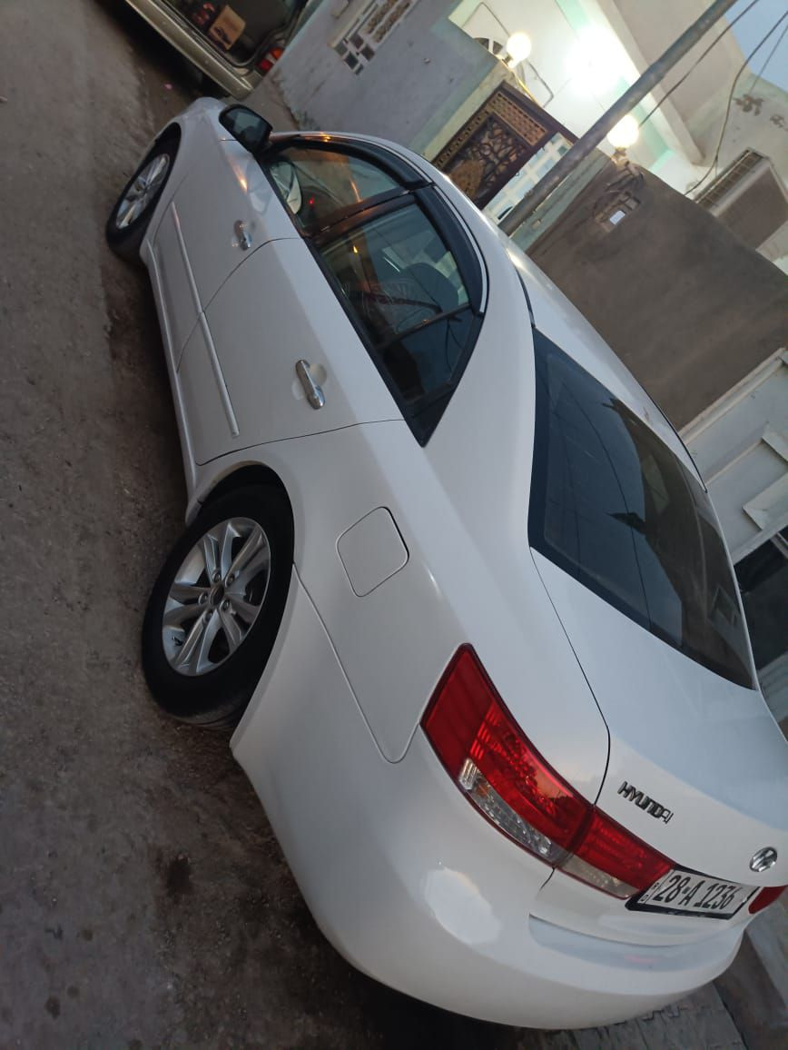 السلام عليكم للبيع او المراوس سوناته موديل 2007 محدثه 2011 محرك 2400 گير حداديه تبريد تخم تاير مصبوغه حزام السعر 90 وبيه مجال المكان كوفه للاتصال *********** بيه واتساب
