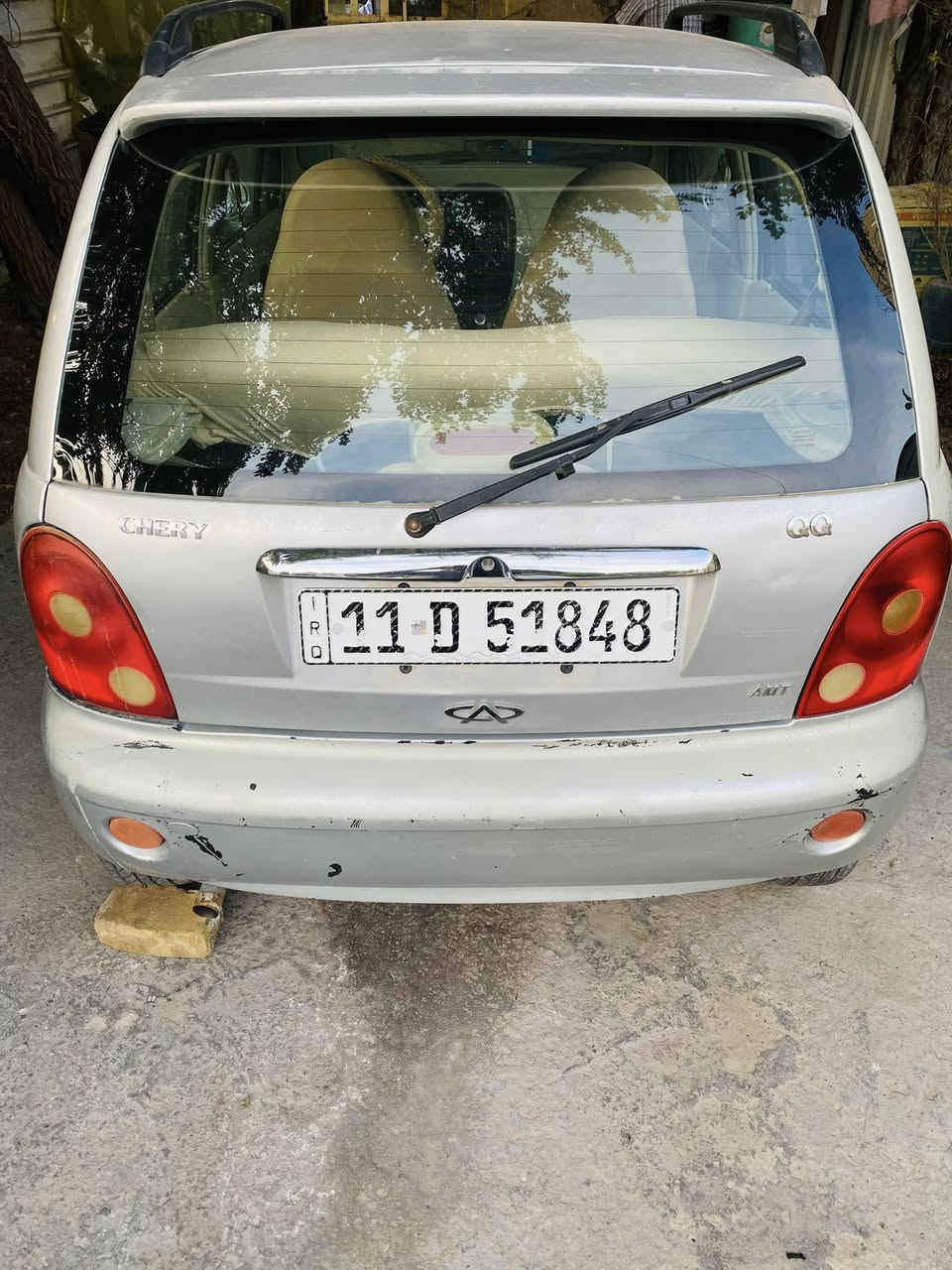 كيوكيو موديل 2012 بسمي رقم بغداد انكليزي السياره هزه جديده خير من الله تبريد شغال محرك كير اوتو السعر 30 وبيه مجال للتصال على الرقم ***********  المنطقه حي الجهاد
