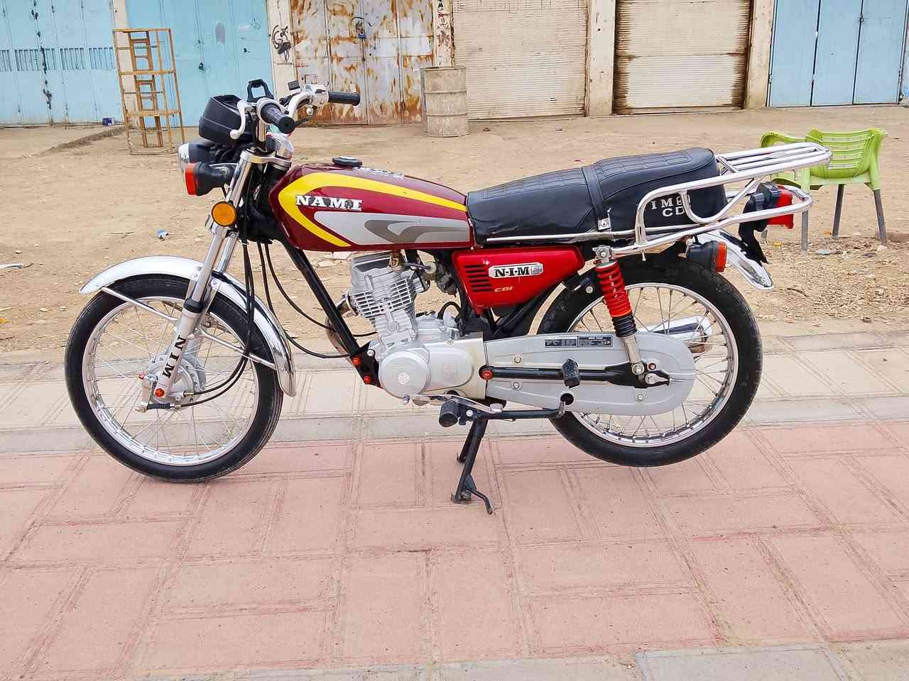 للبيع نامه موديل 25اوراق سكنر
مكان واسط الحرار السعر 600 قفل 
***********
