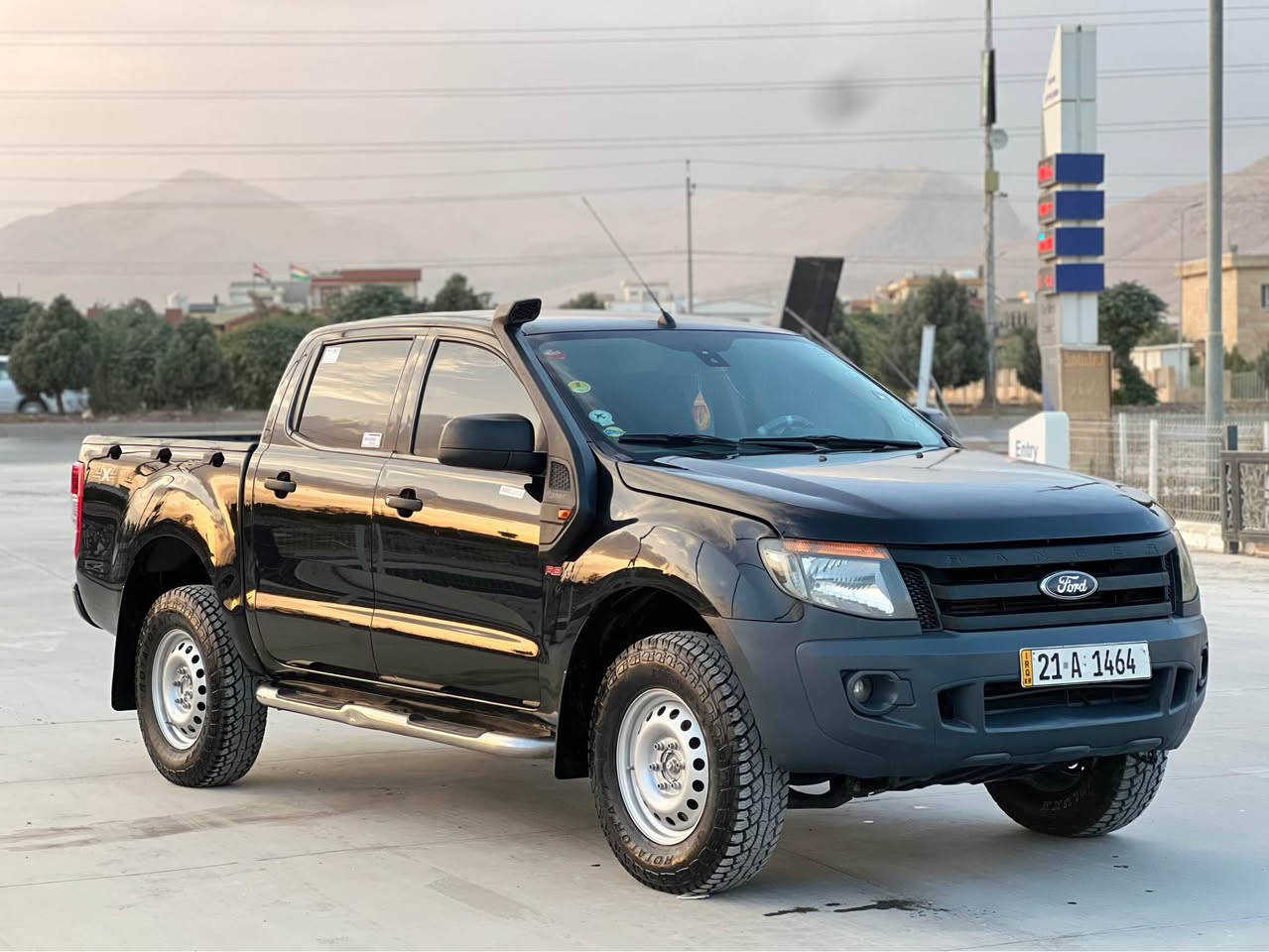 فۆرد ڕەنجەر مۆدیل ٢٠١٢ گاز انجیکتەر و سۆپەە گێر مەکینە ئەکسل بەشەرت سەیارەکە ٤ تایەی تازەی لەژێر دایە بێ تەقەو ڕەقە ٢ پەڵەی بۆیاغە بێ دەعم و لێدران ڕەقەمەکەی بە هەدیە لەگەل دایە تەبدیلی ناکەم نرخی ١١٧ مەجاک ژ.م*********** رانية, السليمانية
