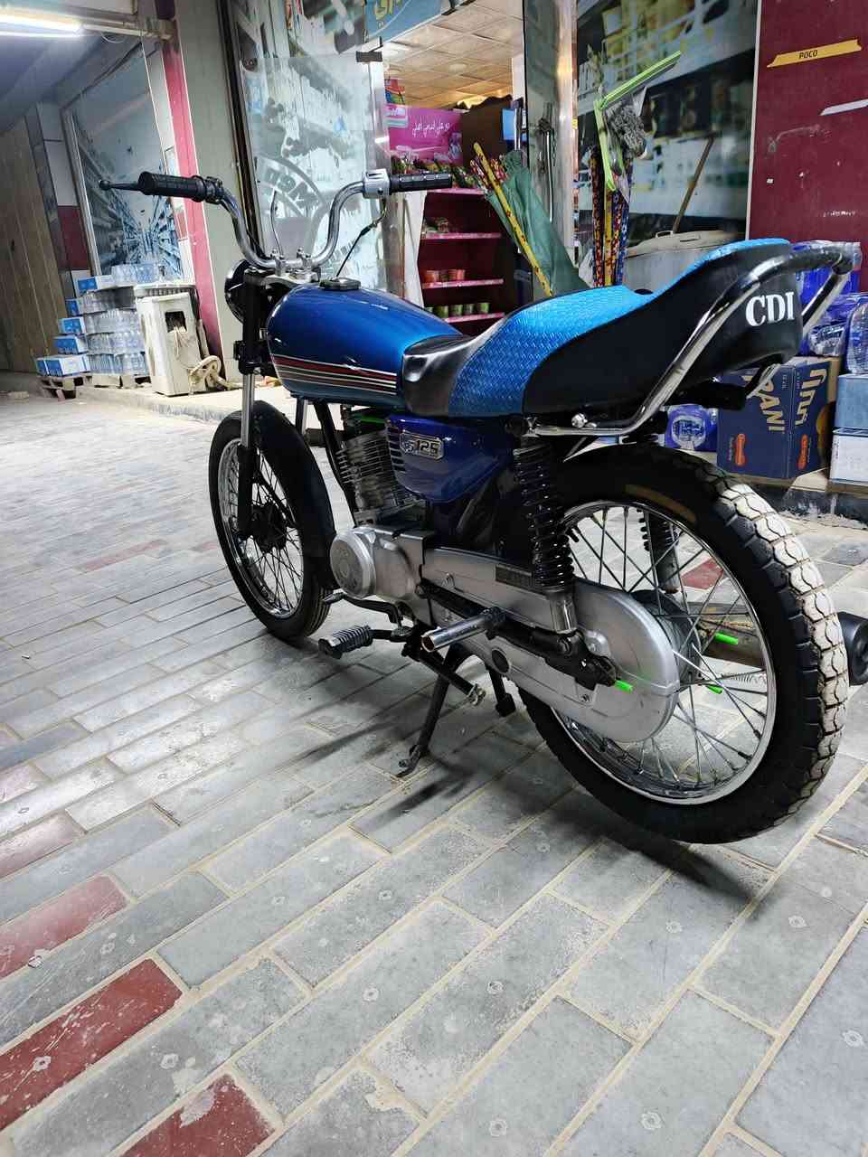 السلام عليكم دراجه للبيع شاصي نامه شلامجه موديل 18كلك رقم شاصي بي ومكينه انتنس برغي ممفتوح بيها موديل 23 وغراض 26 تعمير جديد كله غراض نامه سعرها 400 وبيها مجال قليل مكاني بابل الحله شارع 80 مال كربلاء ***********
