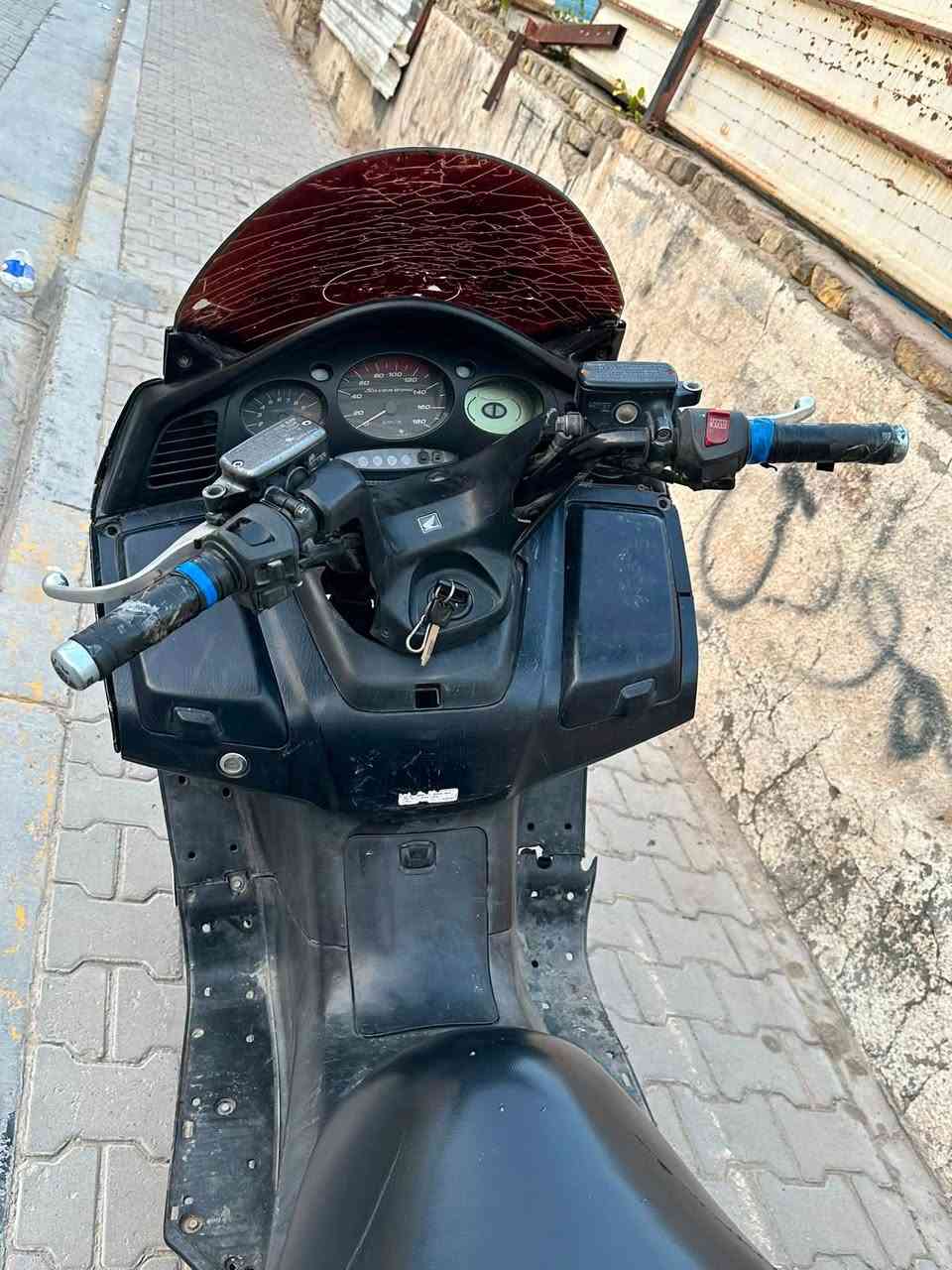 سلام عليكم شباب دراجه سلفر ونج لبيع مكاني بغداد الستفسار ***********ملاحضه مكينه400سعر خاص رجااً
