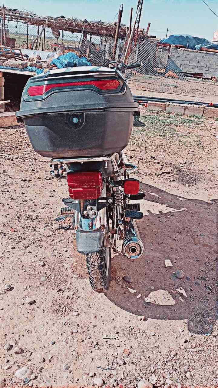 السلام عليكم للبيع ماطور سيفان موديل 2021محدث 23 محرك الاتنقيص الادخان الاتبخير كهربائيات كله شغاله السعر 390 وبي مجال الشراي المكان سامراء الاستفسار على هذا الرقم ***********
