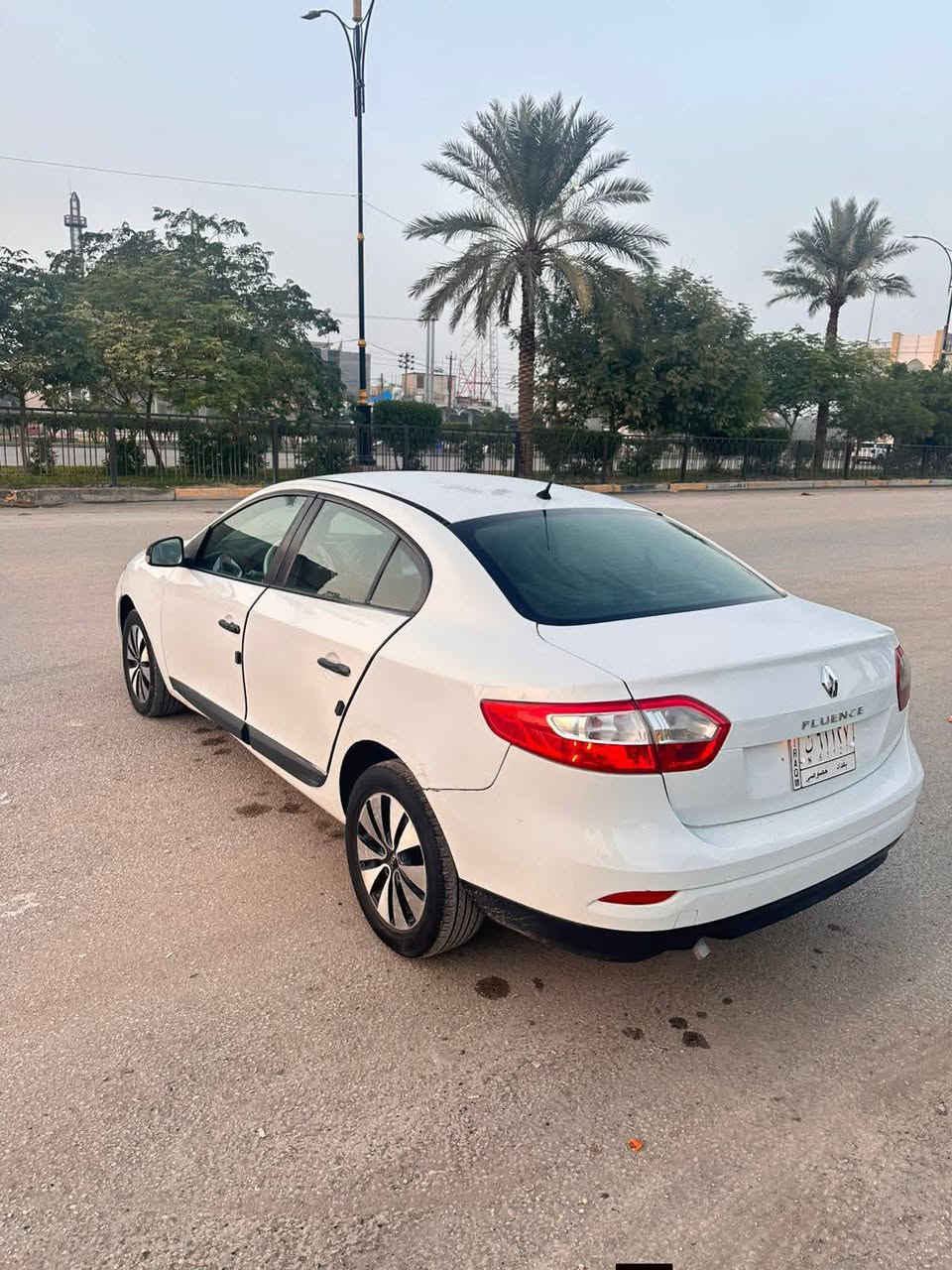 رينو فلاونس 2012
كير ومكينه وكهربائيات مكفولات رقم انكليزي بغداد سياره بيهه بابين مصلحات مكان سياره سماوه ب 55وبيهه مجال لموشراي لايتصل 
***********
