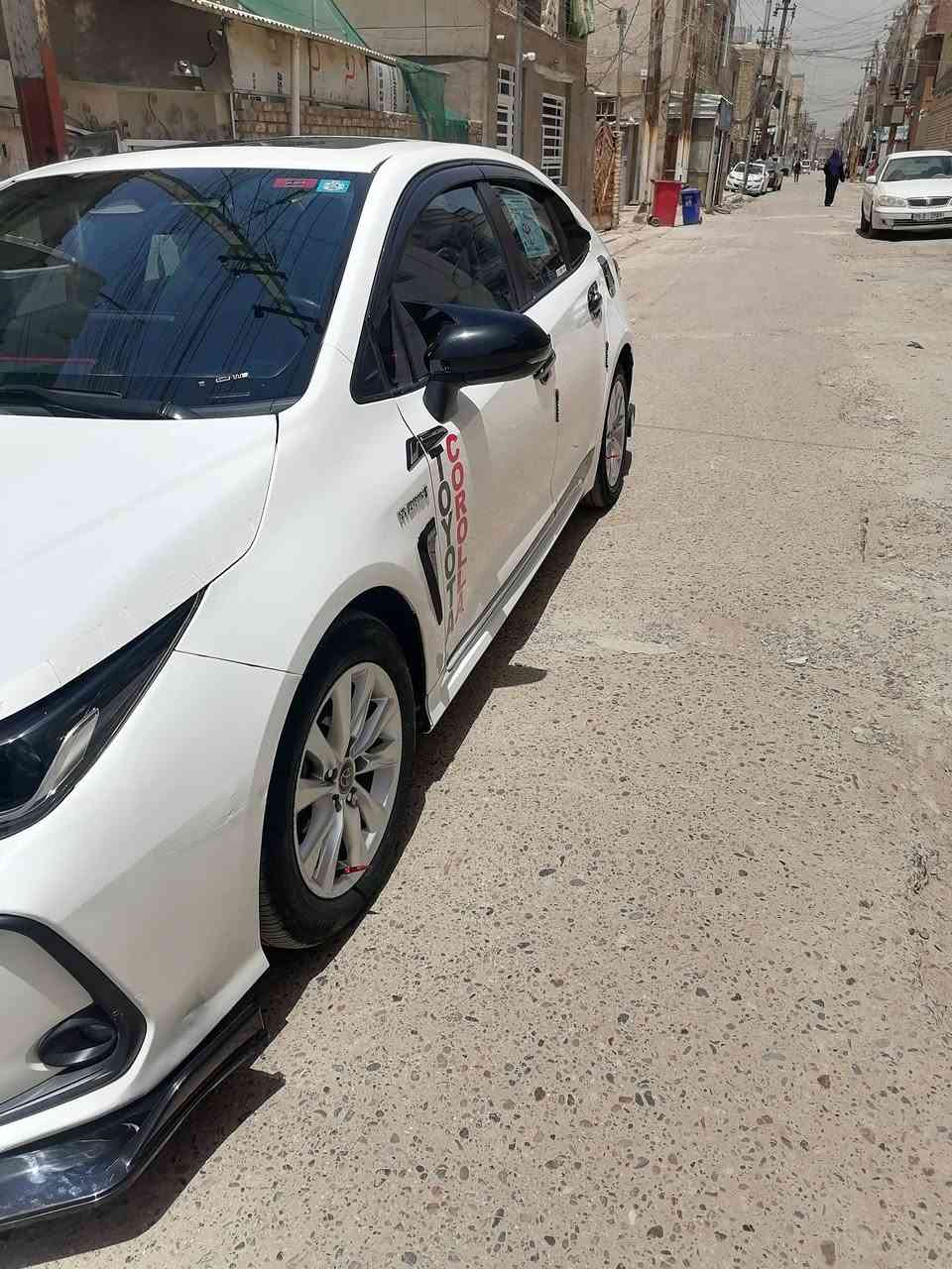 السلام عليكم ورحمة الله وبركاته
تويوتا كورلا تجميع صيني شكل الخليجي الساز موديل ٢٠٢٣ العلامة الزركة رقم بغداد باسمة ان شاء الله 
مكينة وكير وبطاريات وتبريد وصدر وداخل كلة جديد بالكارتون مكينة 1800cc
كير ثلاث وضعيات قيادة
بصمات ثنين وكتلوكات الشركة بيهة فرشات الشركة بعدهن بالنايلون مامفتوحات تبريد قطعتين 
شاشة كار بلي تحكم  فتحة بصمة لايت وبك لايت بلوجكتر كلة لد بيهة كت كامل شعراية مناقص من الدعامية للدعامية نضام ترحيب داخل احمر واسود  بين قوسين السيارة فول واحد على واحد اعلة فئة السيارة مكفولة من الصبغ والضربة بيهة مكانين بارد زغار مكينة وكير مامفتوحات شركة
مكان السيارة بغداد الأمين الثانية قرب جامع المحسن السعر ١٣٤ وبيهة مجال حيدر *********** او ***********
